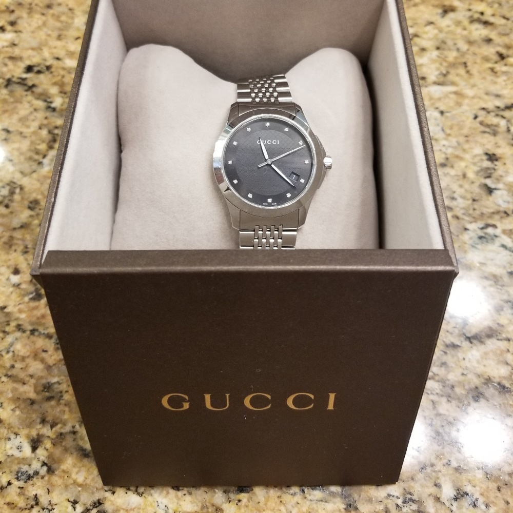 Men's Gucci watch